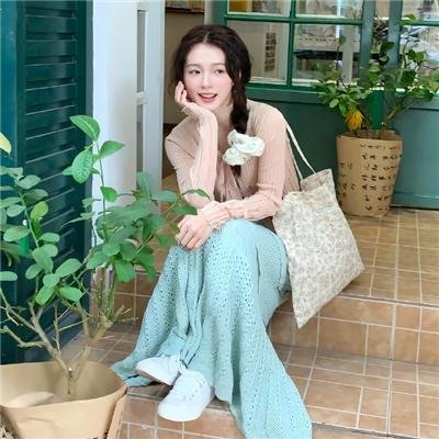 老师不是人