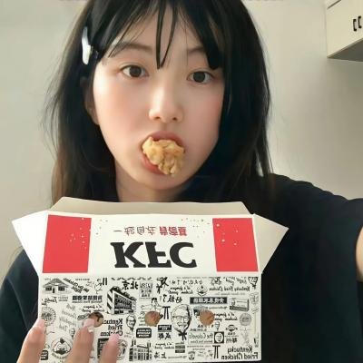 时尚台前幕后的故事